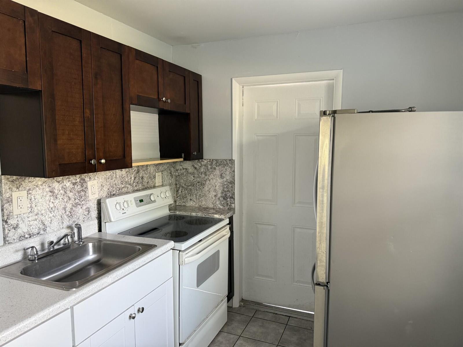 805 3rd Street # 1, West Palm Beach FL 33401 photo 4