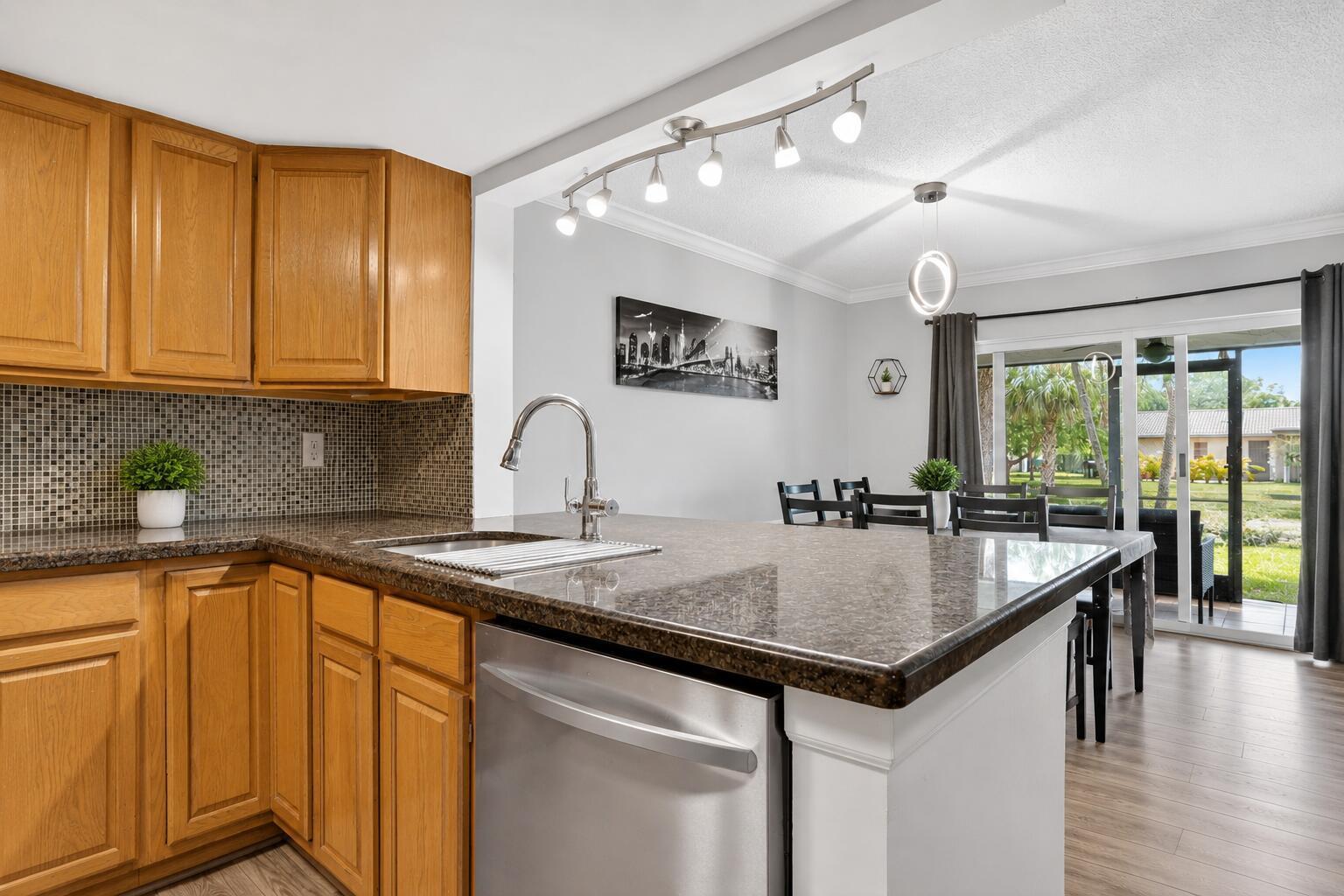 9050 NW 28th Street # 123, Coral Springs FL 33065