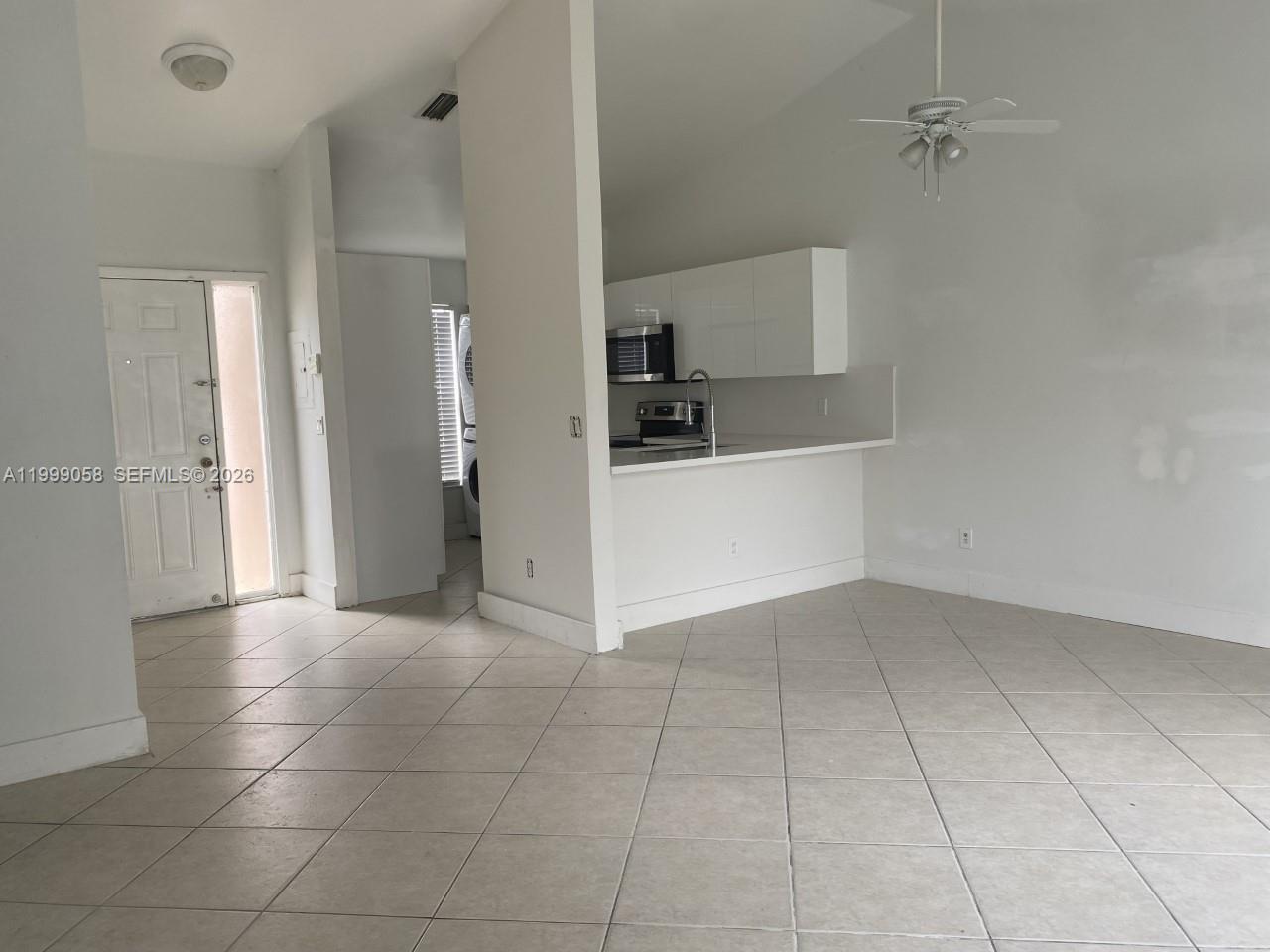 219 SE 8th St # 601, Hallandale Beach FL 33009 photo 4