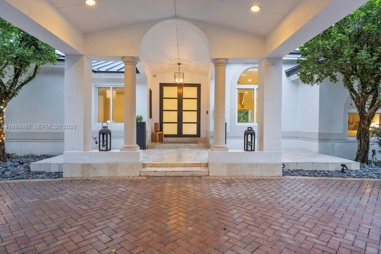 Miami, FL 33176 photo 3