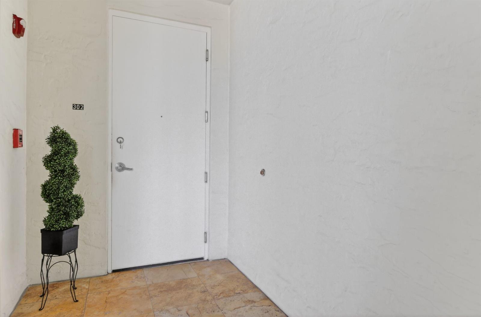 616 SE 20th Avenue # 302, Deerfield Beach FL 33441 photo 2