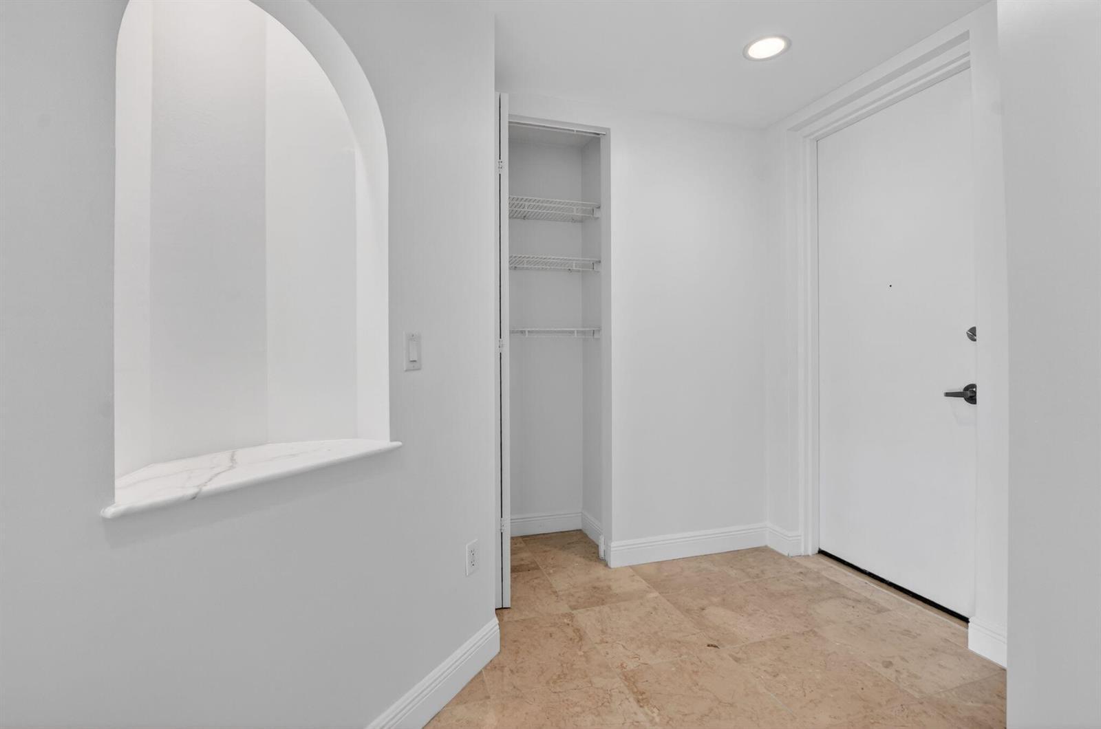 616 SE 20th Avenue # 302, Deerfield Beach FL 33441 photo 4