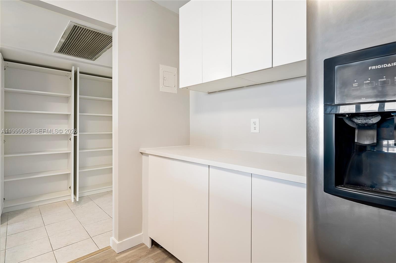 701 Three Islands Blvd # 316, Hallandale Beach FL 33009 photo 2