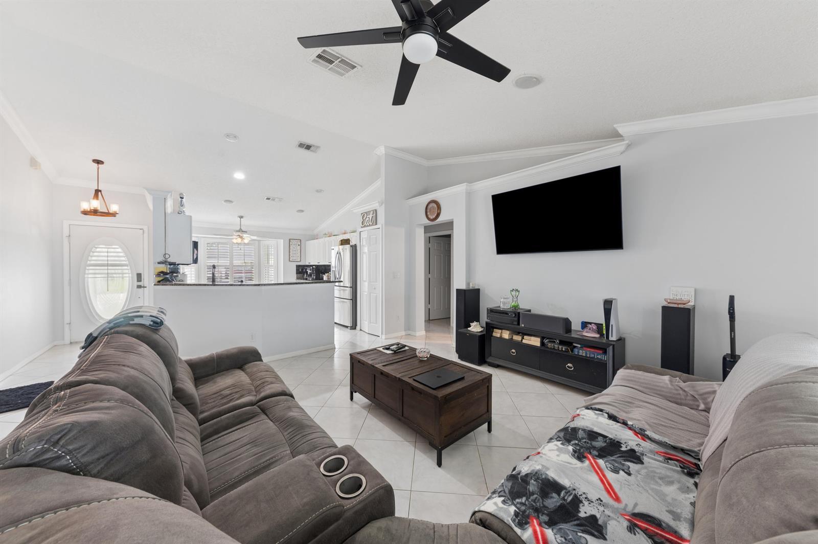 5317 NW South Lanett Circle, Port St. Lucie FL 34986 photo 4