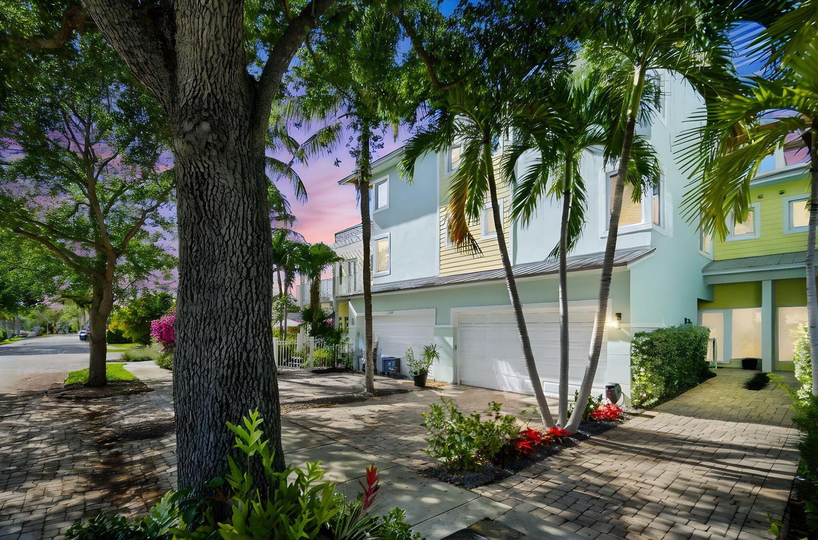 1705 NE 5th Street, Fort Lauderdale FL 33301