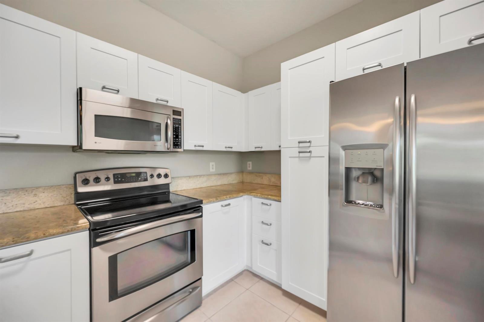 40 SE Sedona Circle # 202, Stuart FL 34994 photo 3