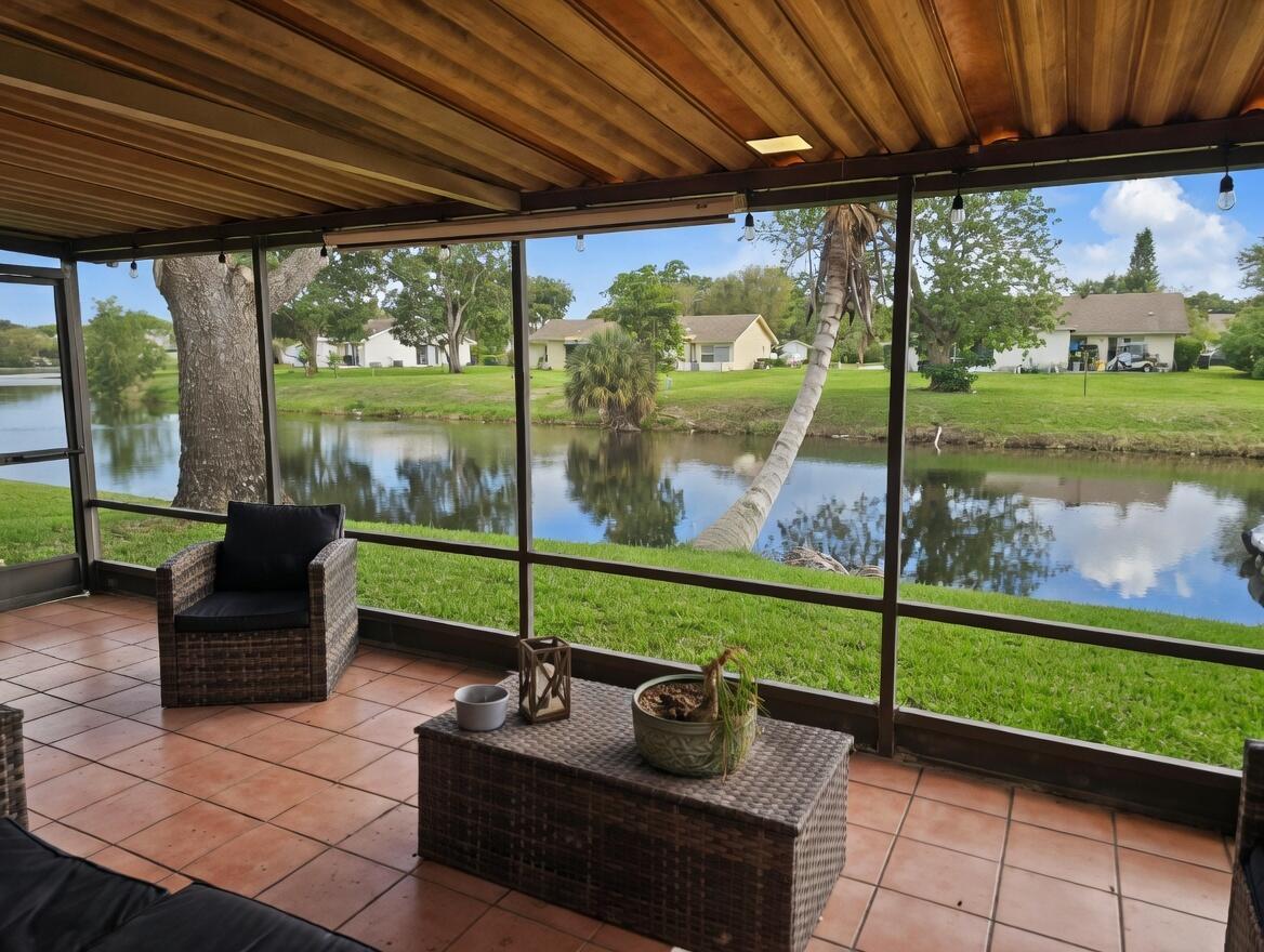 1264 Waterway Cove Drive, Wellington FL 33414 photo 2