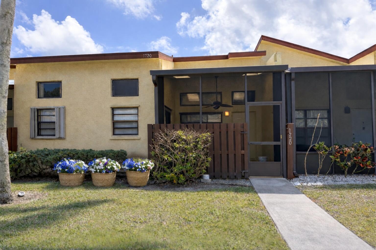 1720 W Sanderling Lane Unit 3, Fort Pierce FL 34982 photo 2