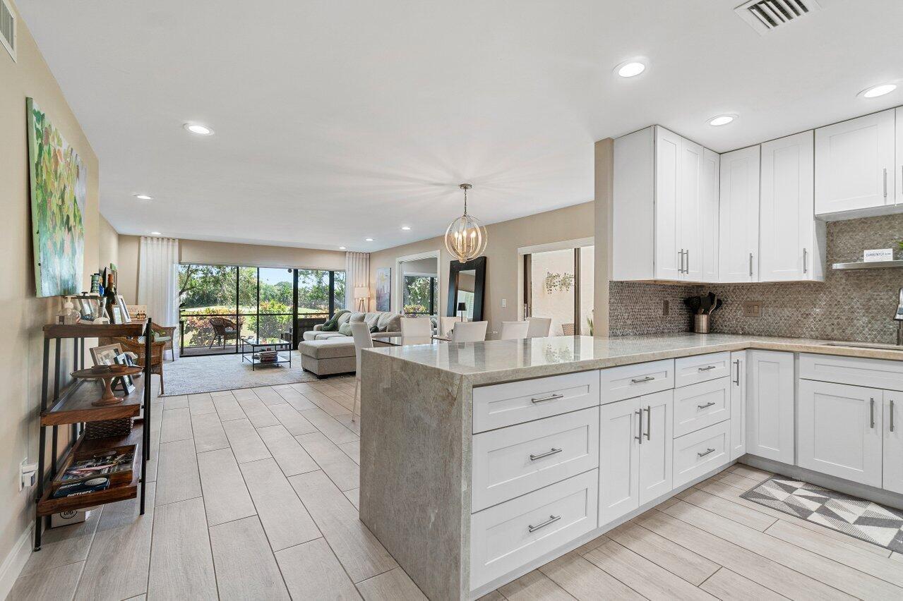 31 Westgate Lane # 31c, Boynton Beach FL 33436 photo 2
