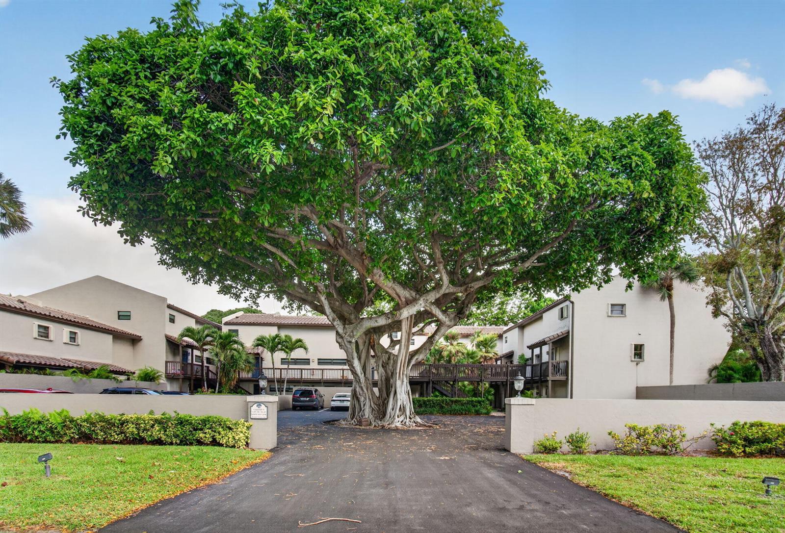 149 NW 70th Street # 214c, Boca Raton FL 33487