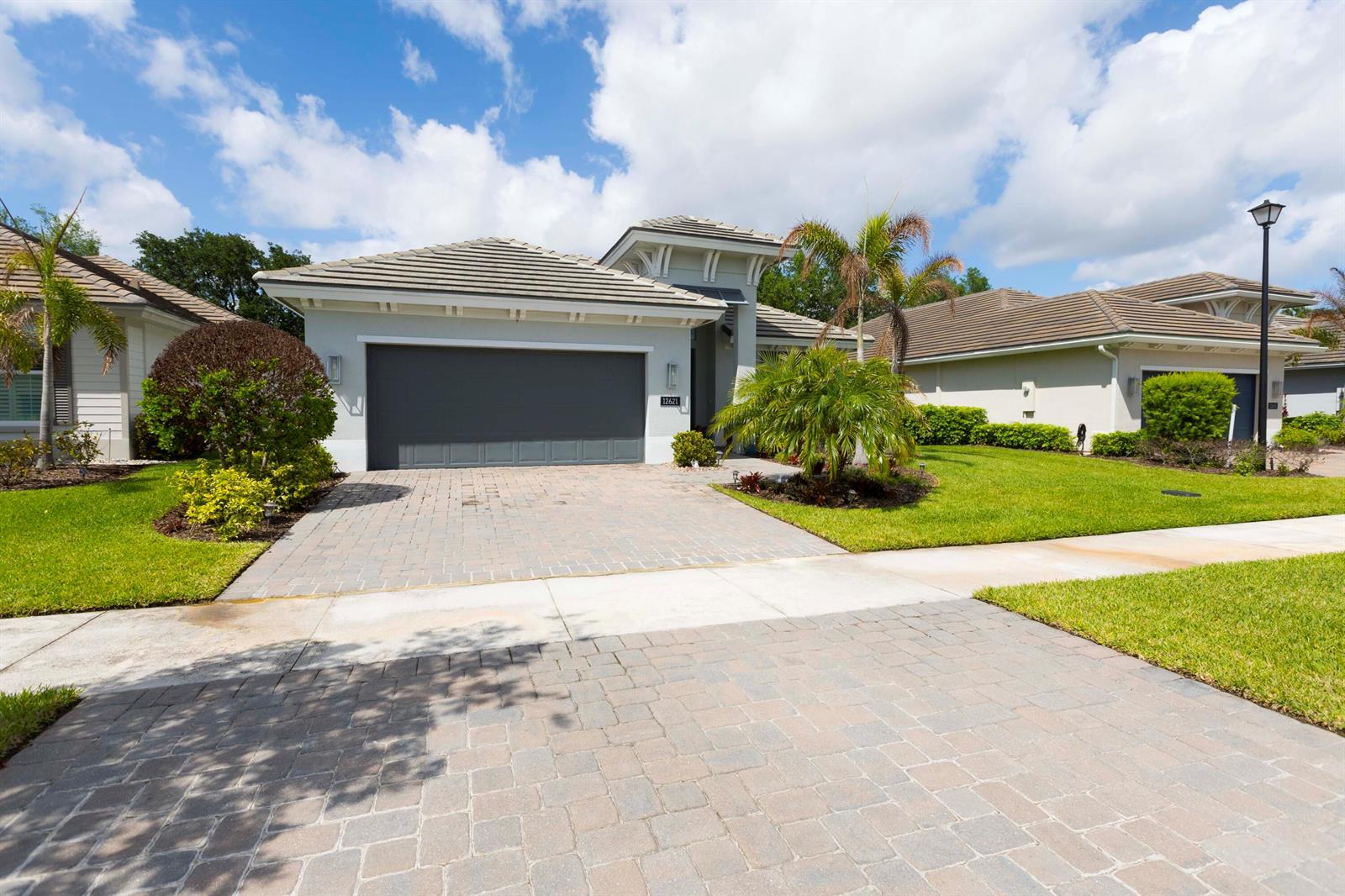 12621 SW Sunrise Lake Terrace, Port St. Lucie FL 34987 photo 2