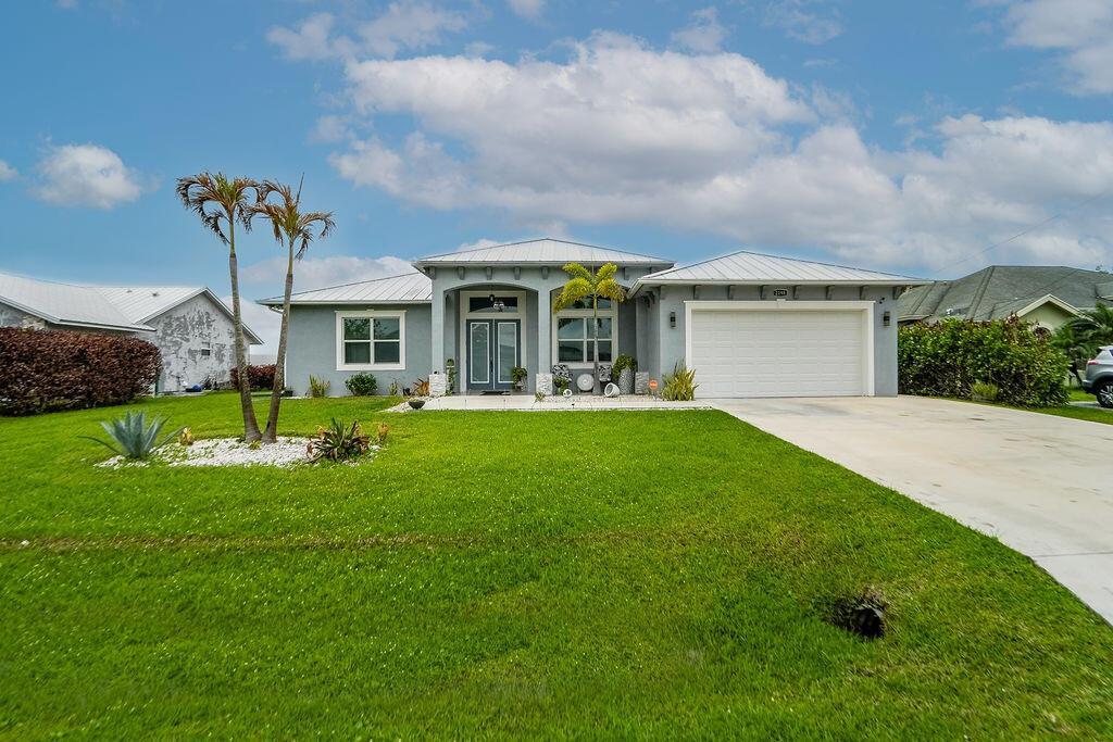 2198 SW Alminar Street, Port St. Lucie FL 34953
