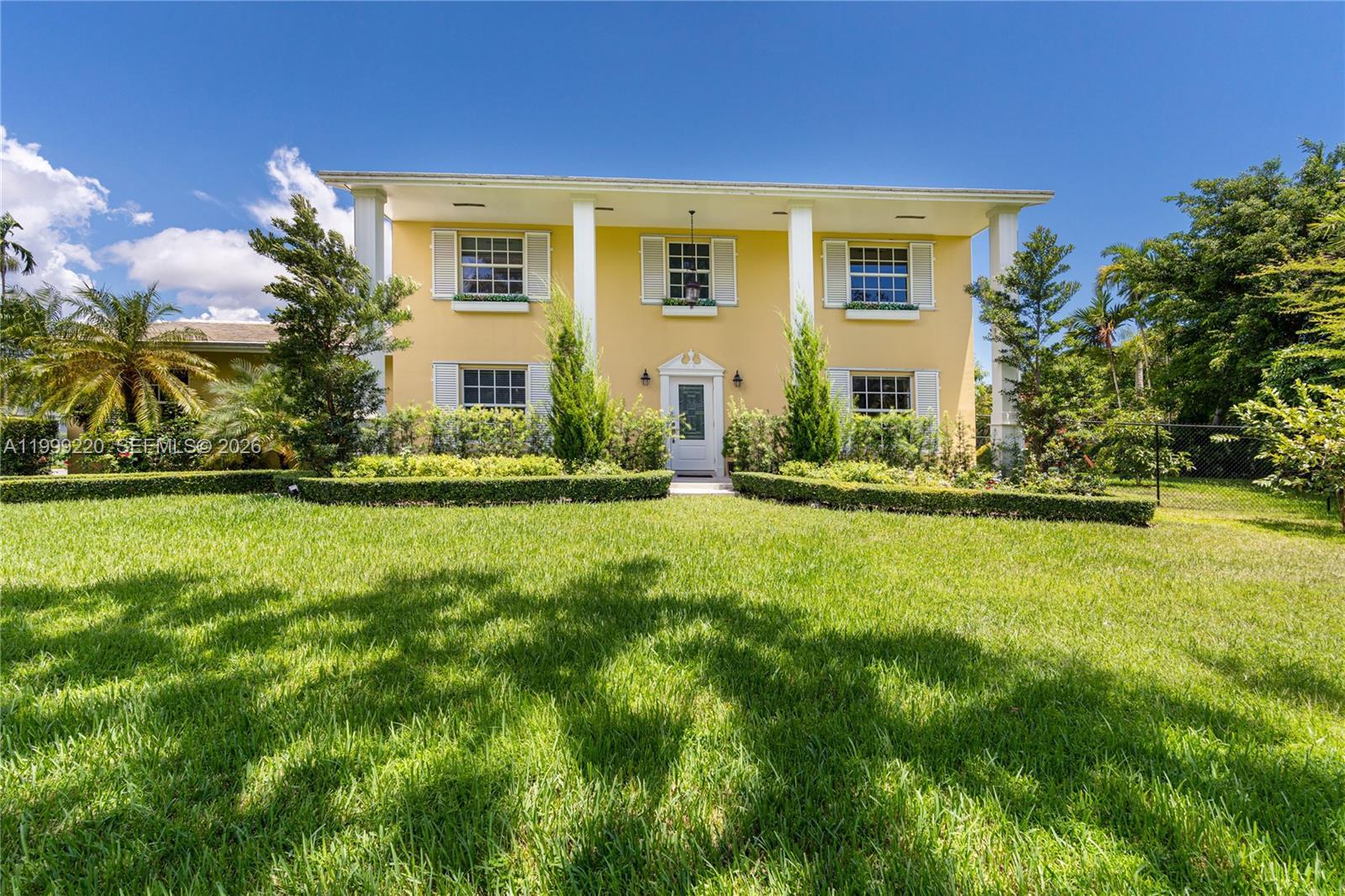 Pinecrest, FL 33156