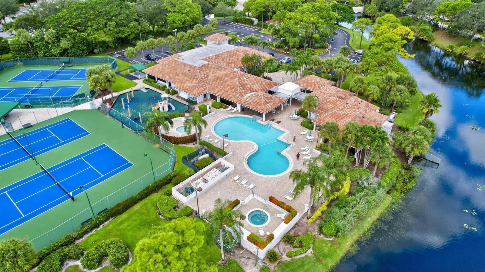 2563 Egret Lake Drive # 1, FL 33413
