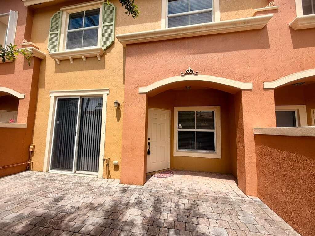 14363 SW 11th Street # 2603, Pembroke Pines FL 33027 photo 4
