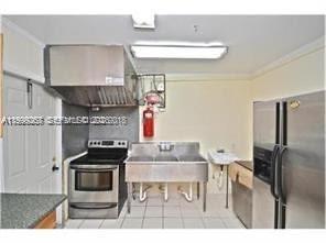 129 SE 5th St, Hallandale Beach FL 33009 photo 3