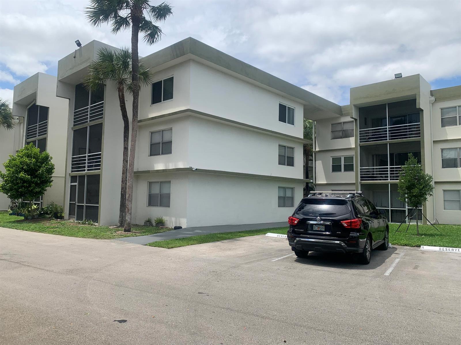 4255 N University Drive # 106, Sunrise FL 33351