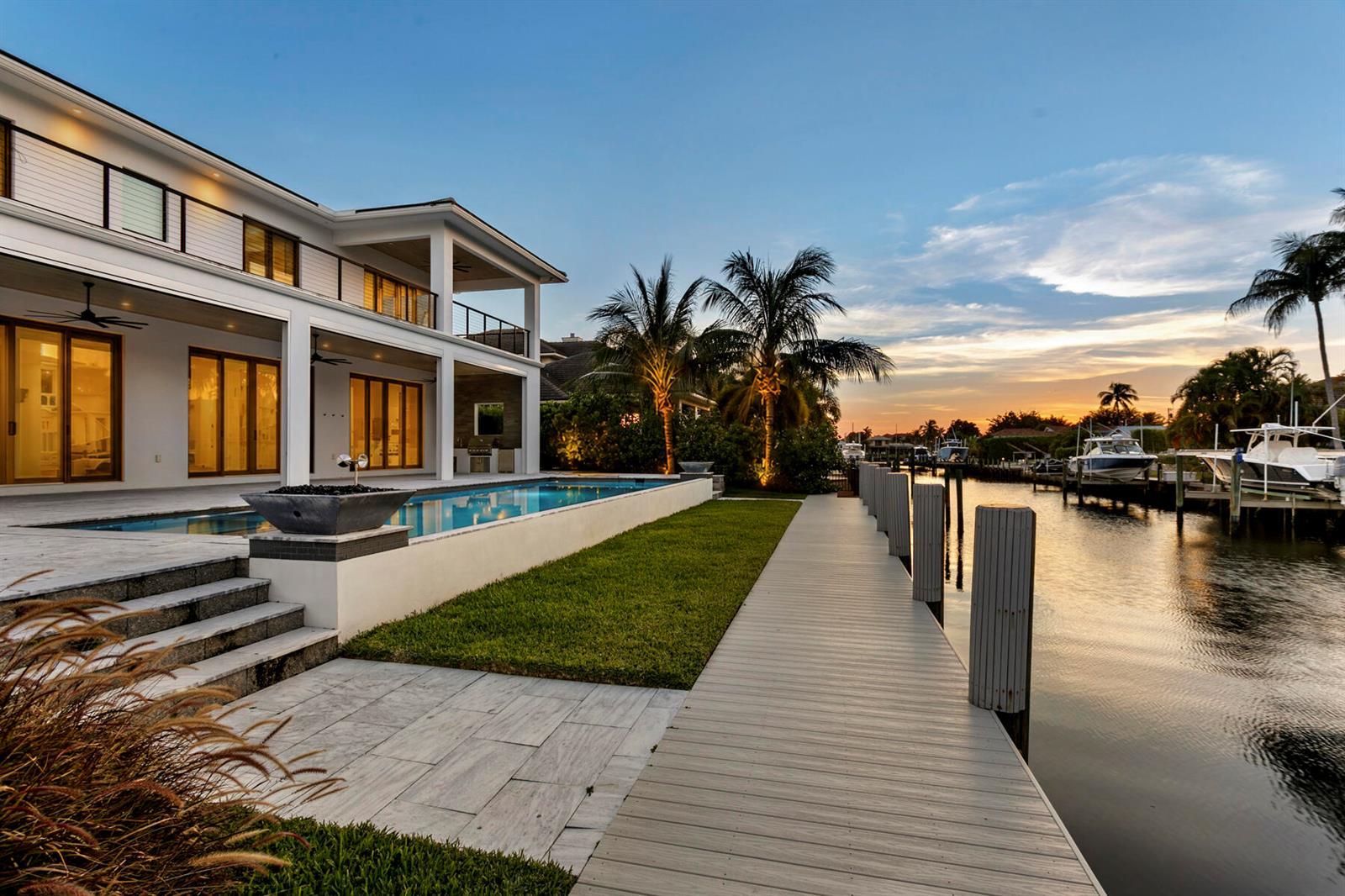 619 Riverside Road, North Palm Beach FL 33408 photo 2