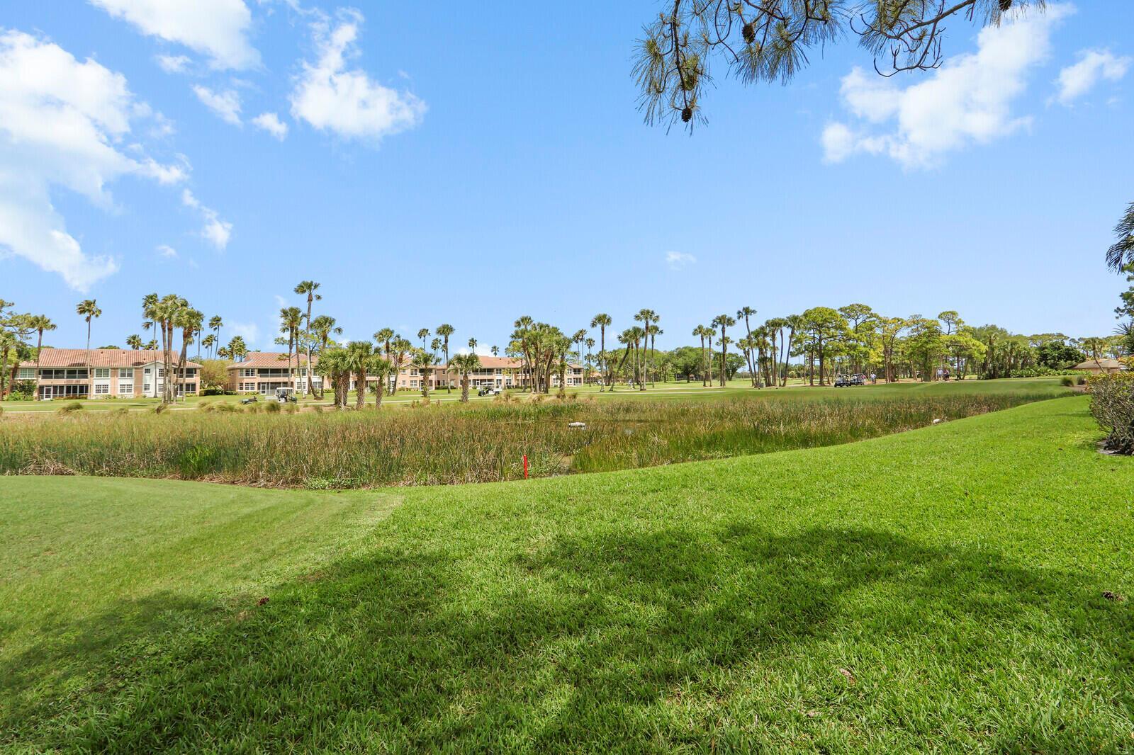 301 S Ryder Cup Cir # 301, Palm Beach Gardens FL 33418 photo 3