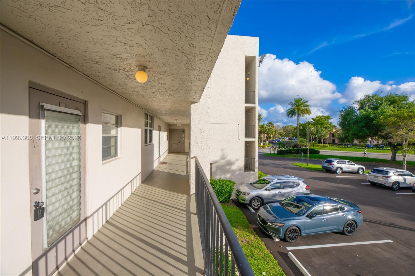 9311 Orange Grove Dr # 211, Davie FL 33324 photo 2