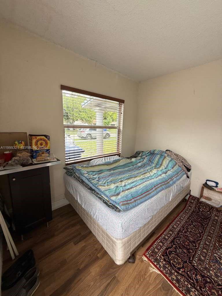 6708 Raleigh St, Hollywood FL 33024 photo 2