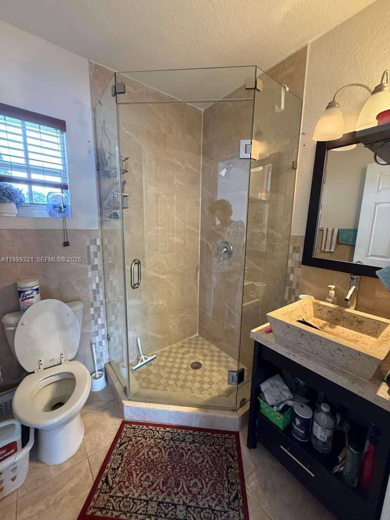 6708 Raleigh St, Hollywood FL 33024 photo 5
