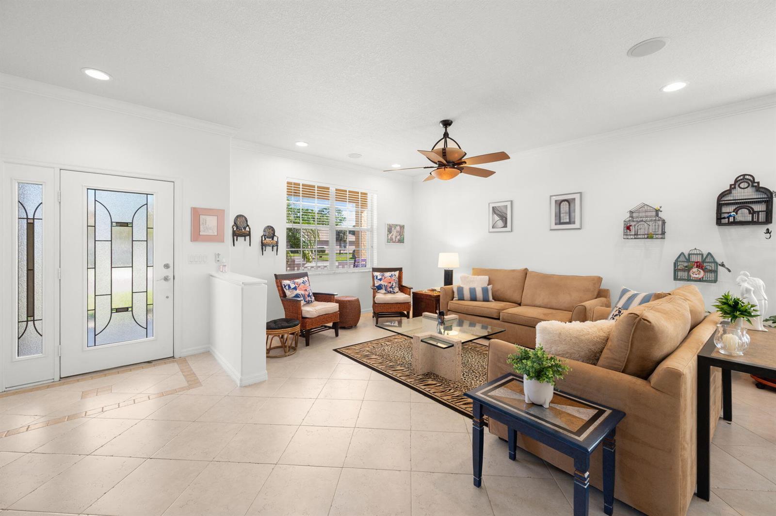 914 NW Sarria Court, Port St. Lucie FL 34986 photo 2