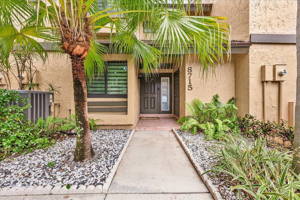 8715 Cleary Boulevard, Plantation FL 33324