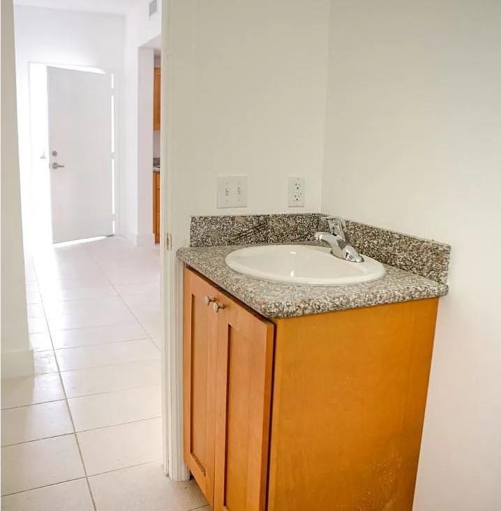 750 SW 2nd Street # 4, Miami FL 33130 photo 5