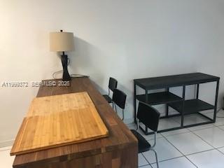 323 Washington Ave # 4, Miami Beach FL 33139 photo 4