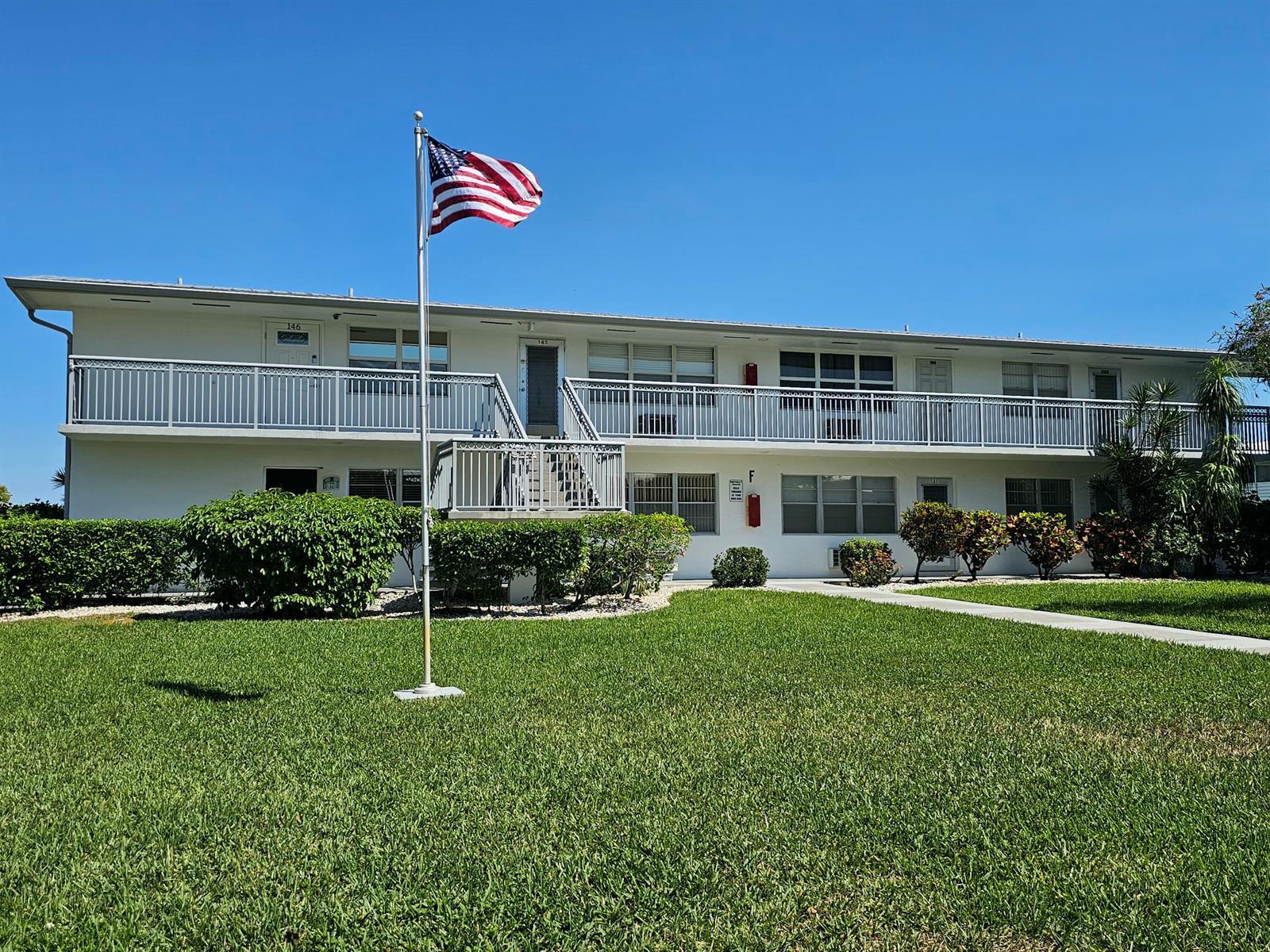 145 Sheffield F, West Palm Beach FL 33417