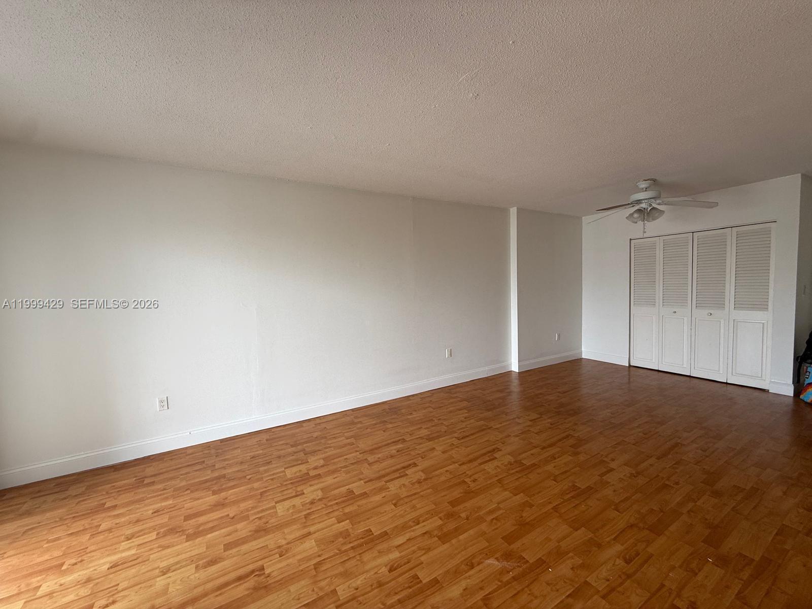 400 Kings Point Dr # 527, Sunny Isles Beach FL 33160 photo 3