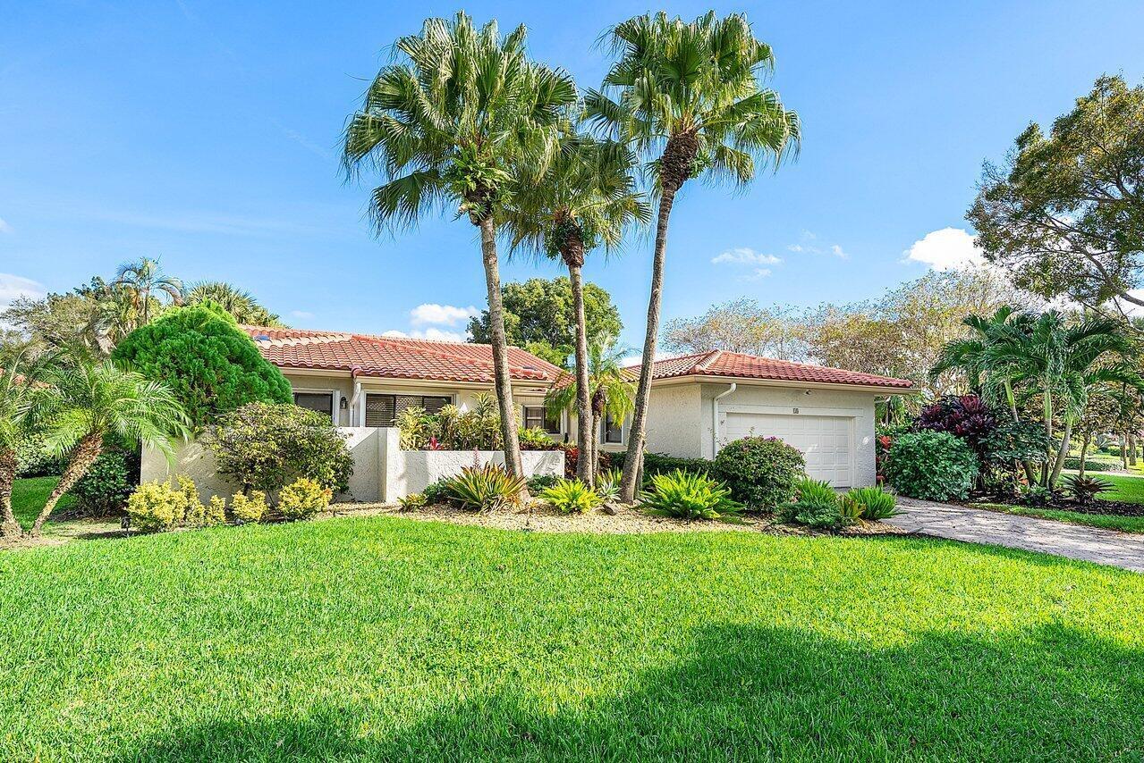 18 Bristol Lane, Boynton Beach FL 33436 photo 3