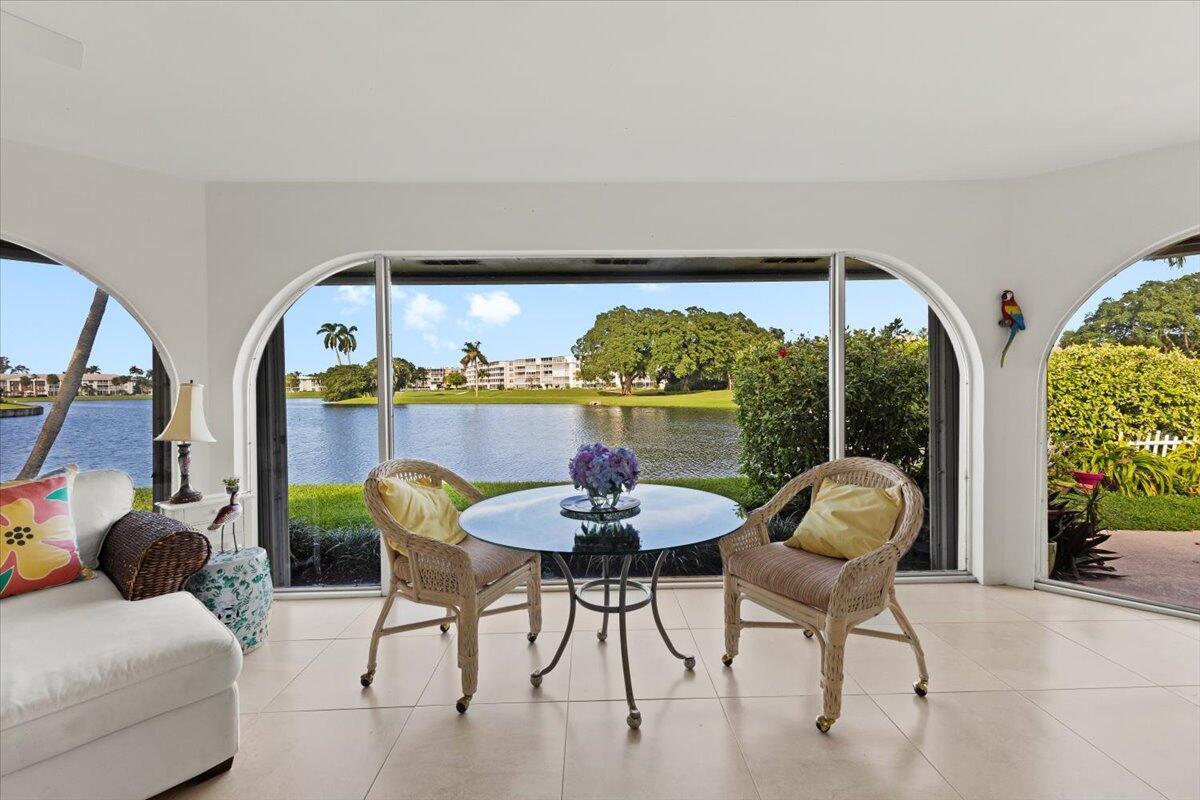 233 Rio Vista Circle # 233, Atlantis FL 33462 photo 2