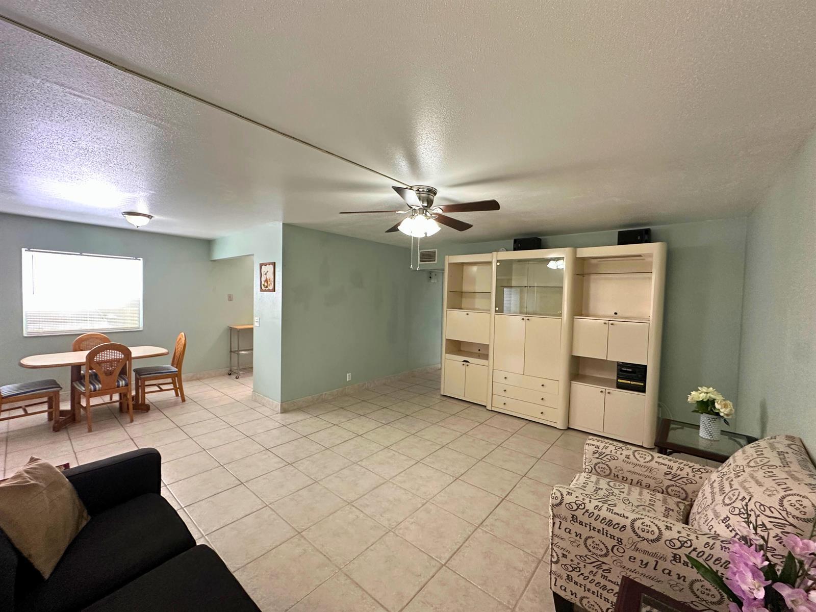 337 Saxony H Way # 337, Delray Beach FL 33446 photo 3