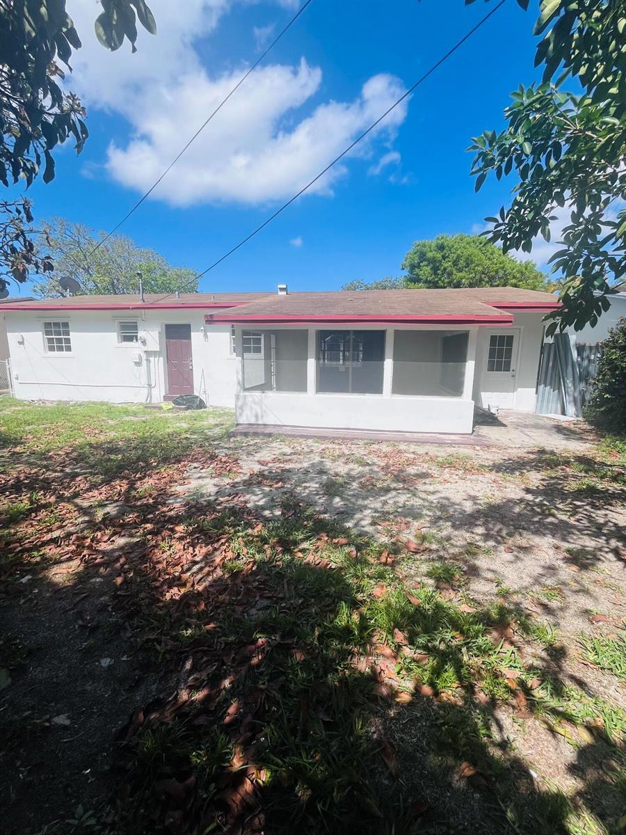 2649 Jamaica Drive, Miramar FL 33023 photo 2