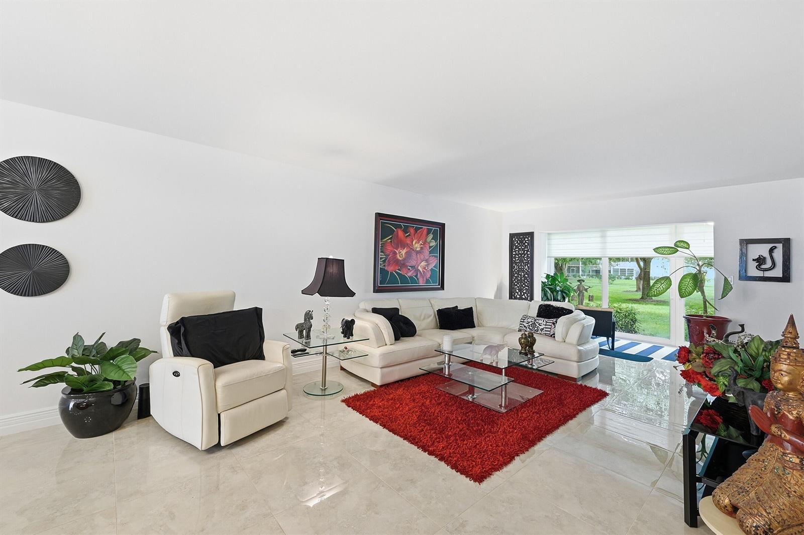 2403 Antigua Circle # M1, Coconut Creek FL 33066 photo 3