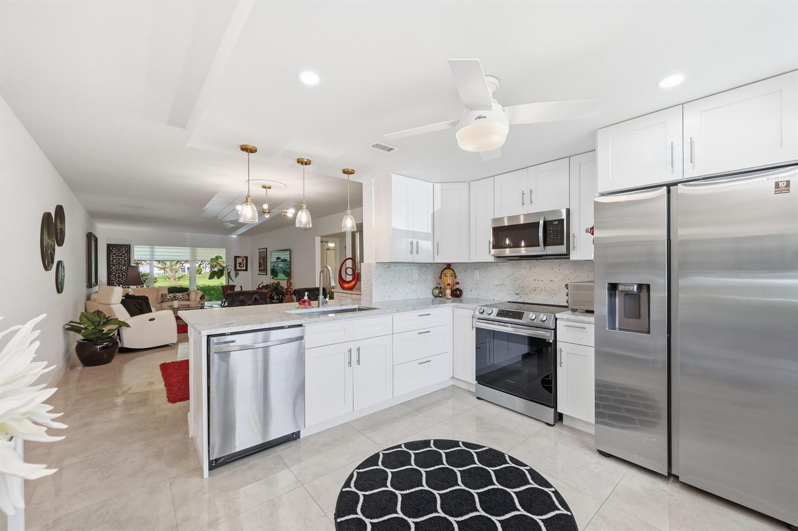 2403 Antigua Circle # M1, Coconut Creek FL 33066