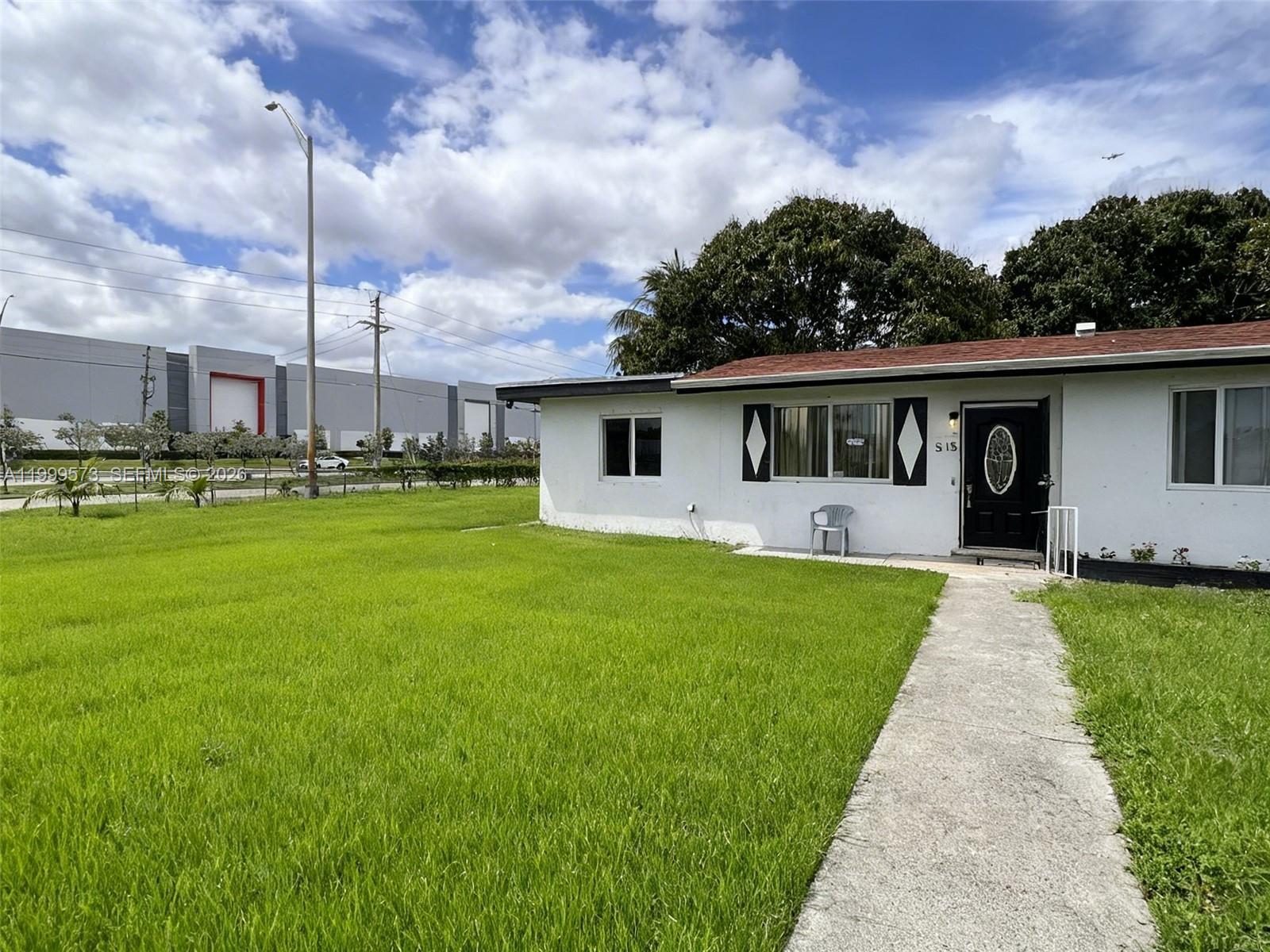 515 Golf Course Blvd, Opa-Locka FL 33054 photo 2