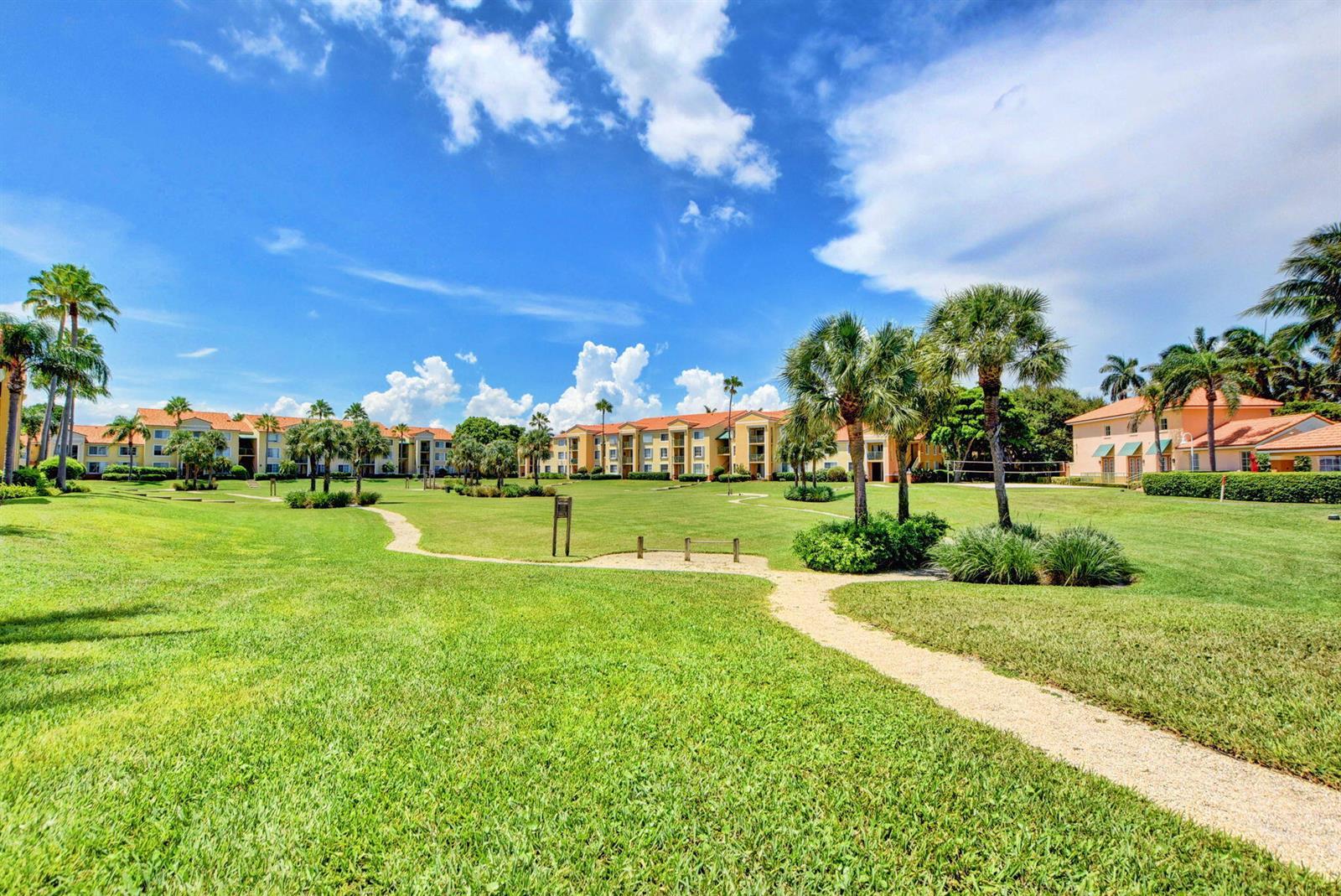 157 Yacht Club Way # 303, Hypoluxo FL 33462 photo 5