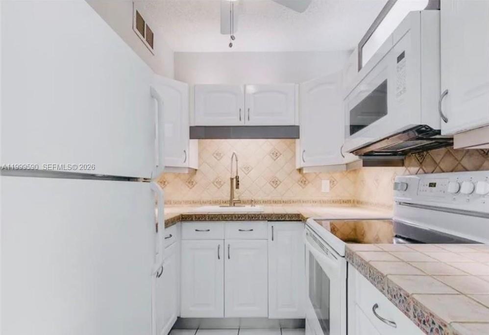 1012 SW 11th St # 7N, Hallandale Beach FL 33009 photo 3