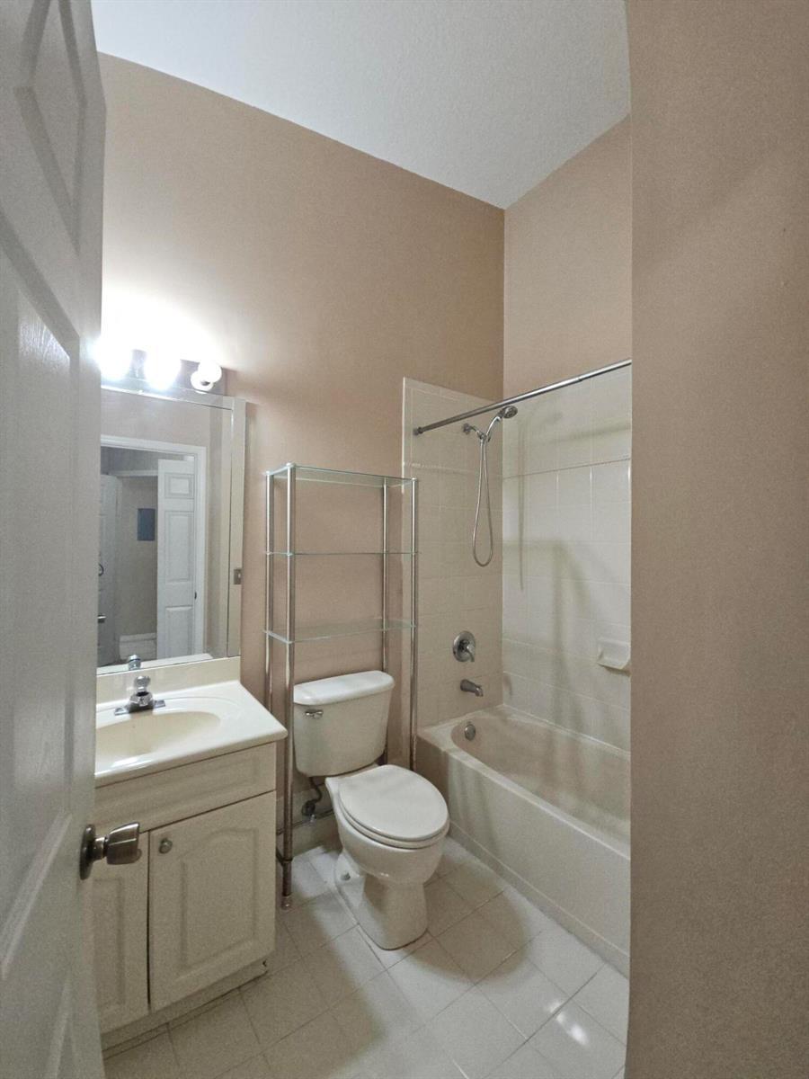 7900 NW 6th Street # 205, Pembroke Pines FL 33024 photo 5