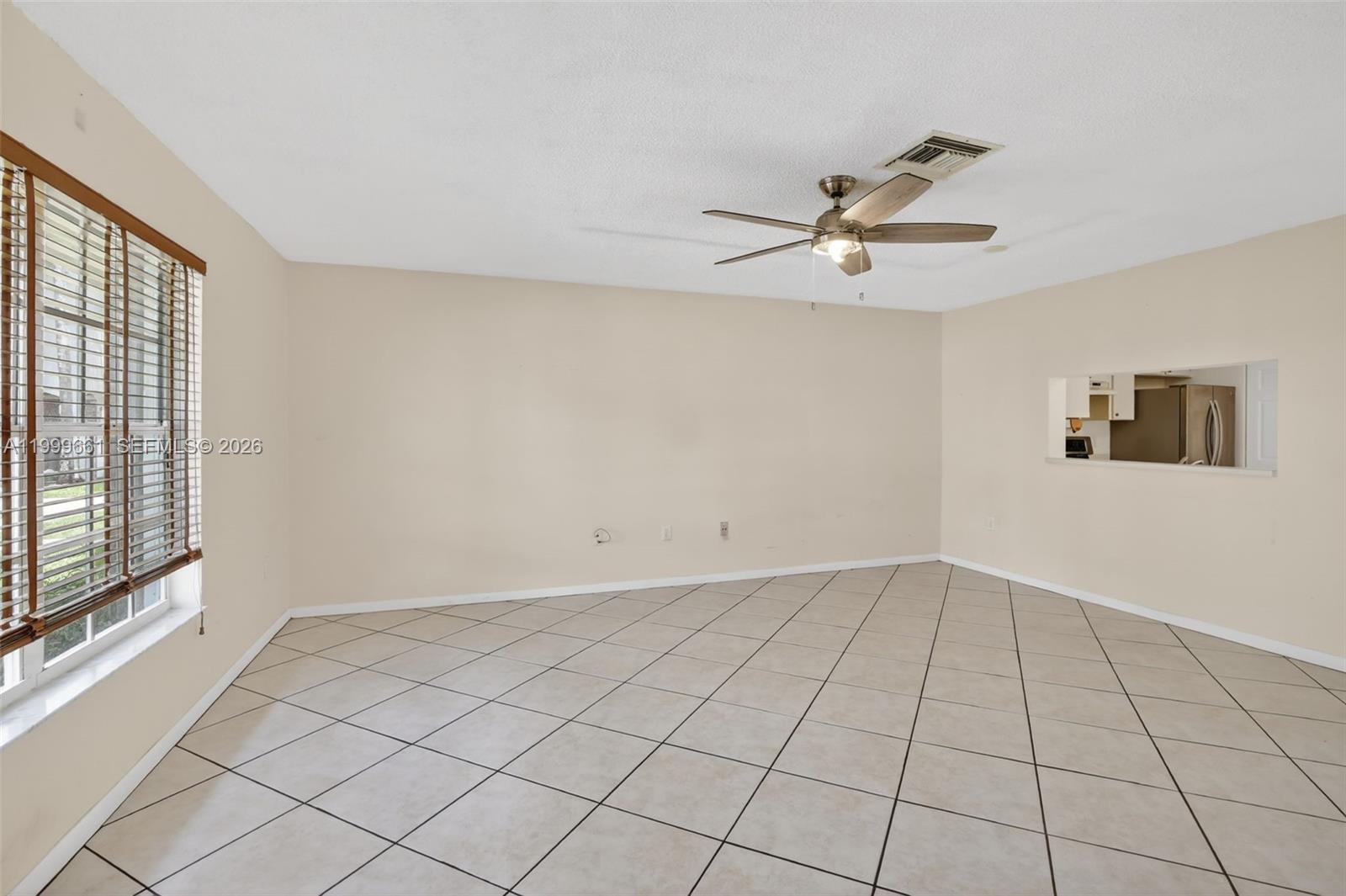 10845 NW 8th St, Pembroke Pines FL 33026 photo 2