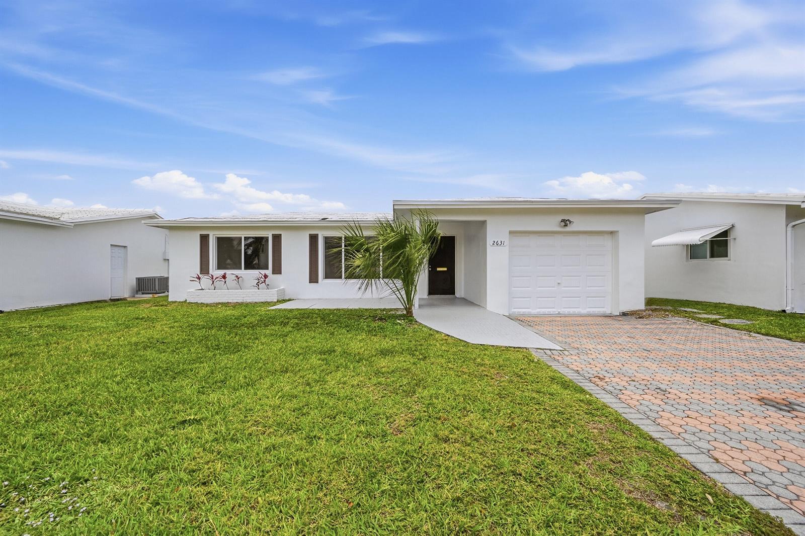 2631 W Golf Boulevard, Pompano Beach FL 33064 photo 2