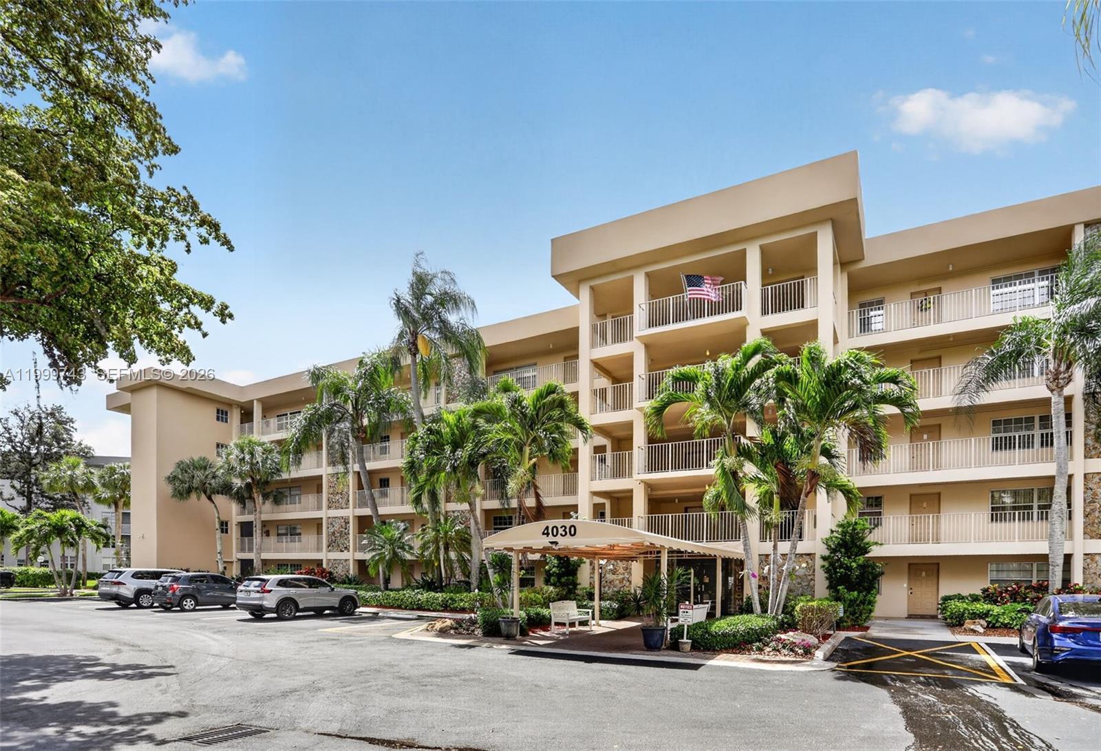 4030 W Palm Aire Dr # 105, Pompano Beach FL 33069