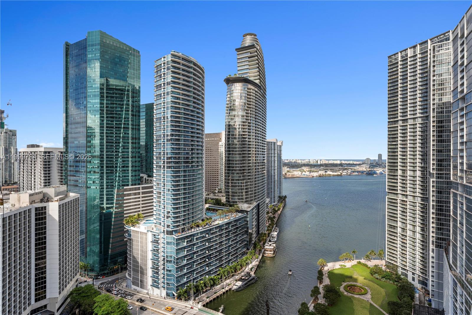 77 SE 5th Street # 3304, Miami FL 33131 photo 2