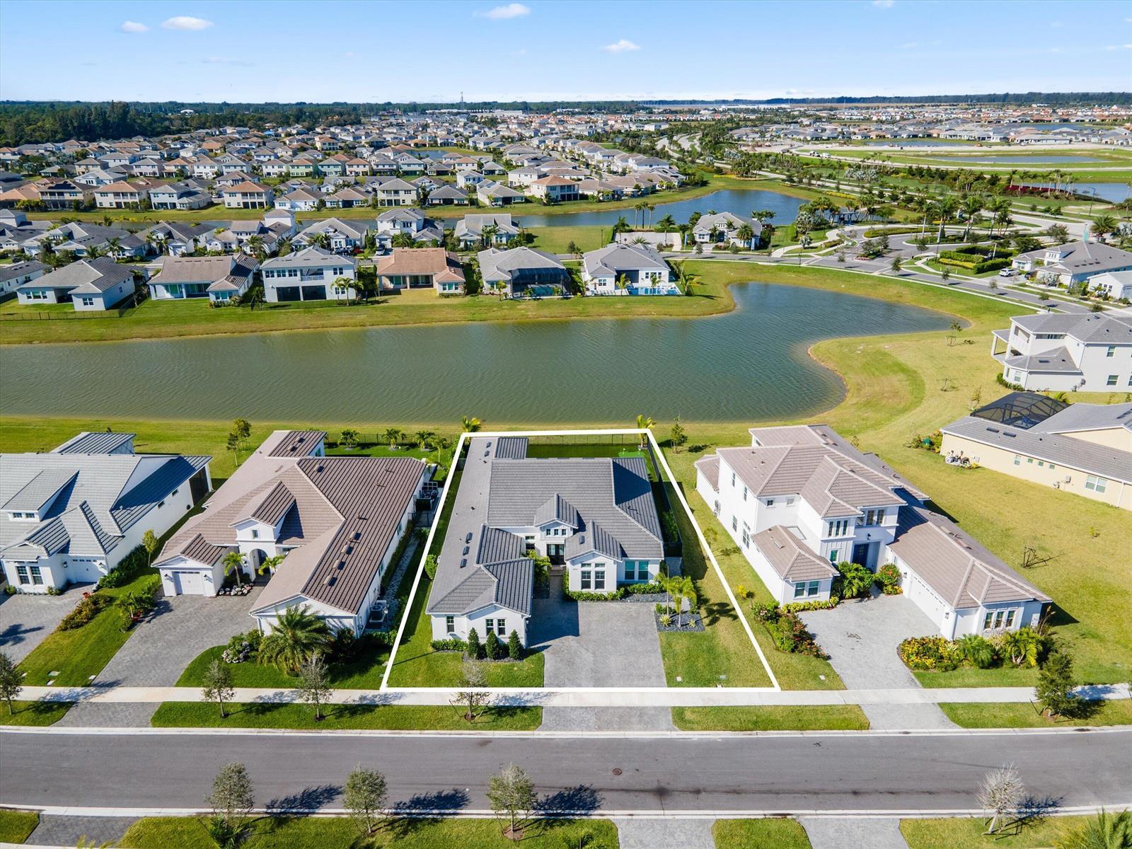4727 Estates Circle, Westlake FL 33470
