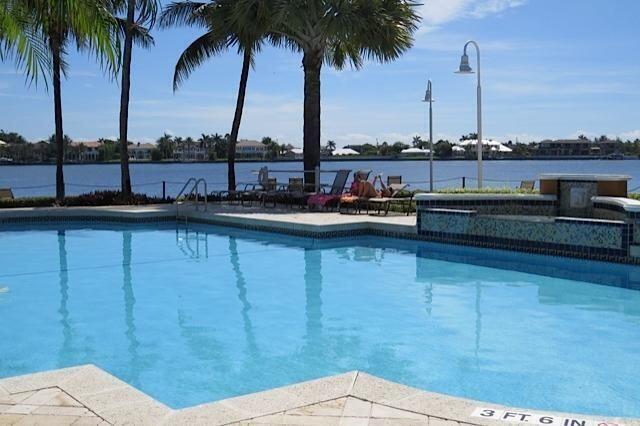 103 Yacht Club Way # 101, Hypoluxo FL 33462
