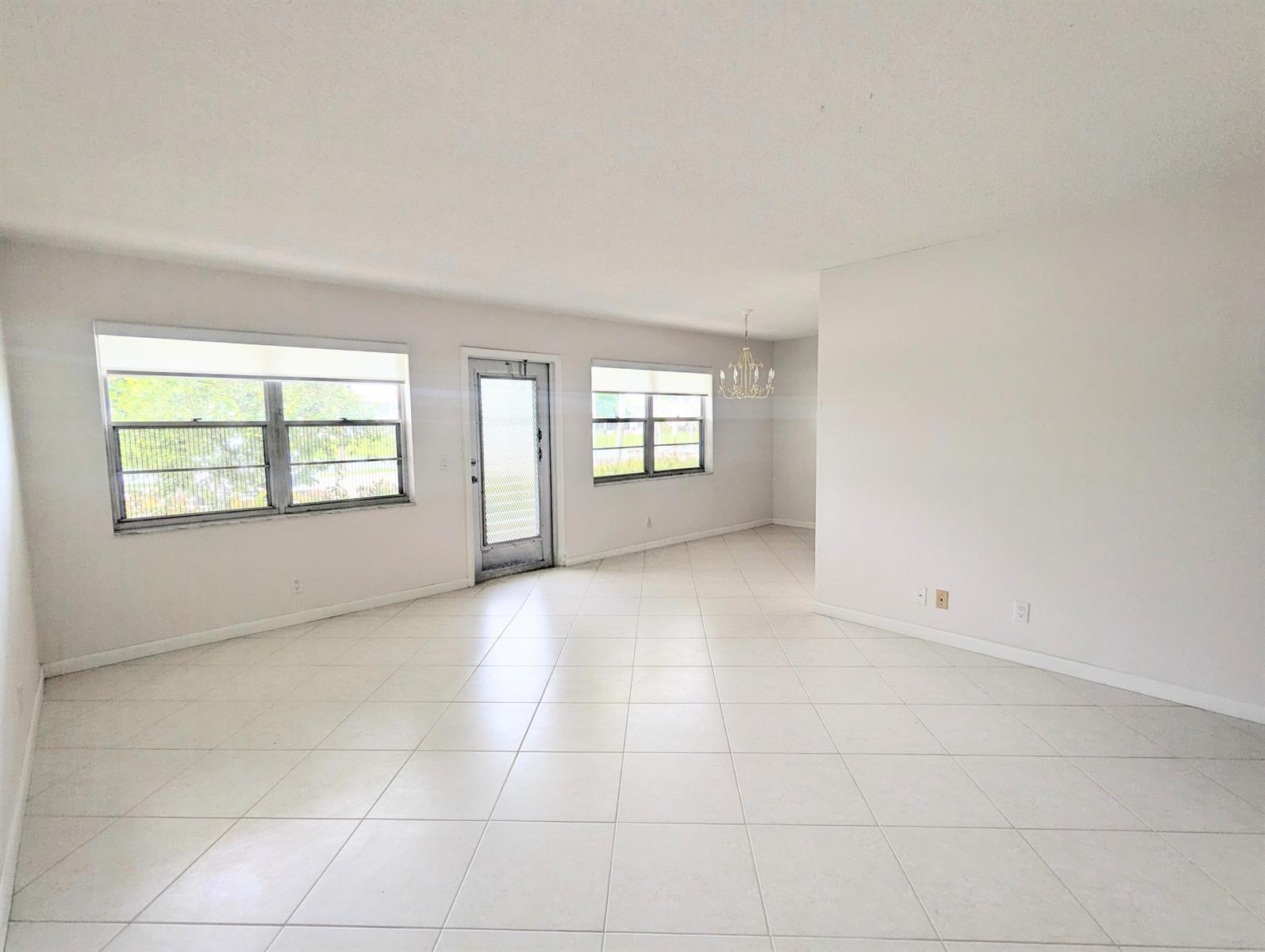 222 Somerset L, West Palm Beach FL 33417