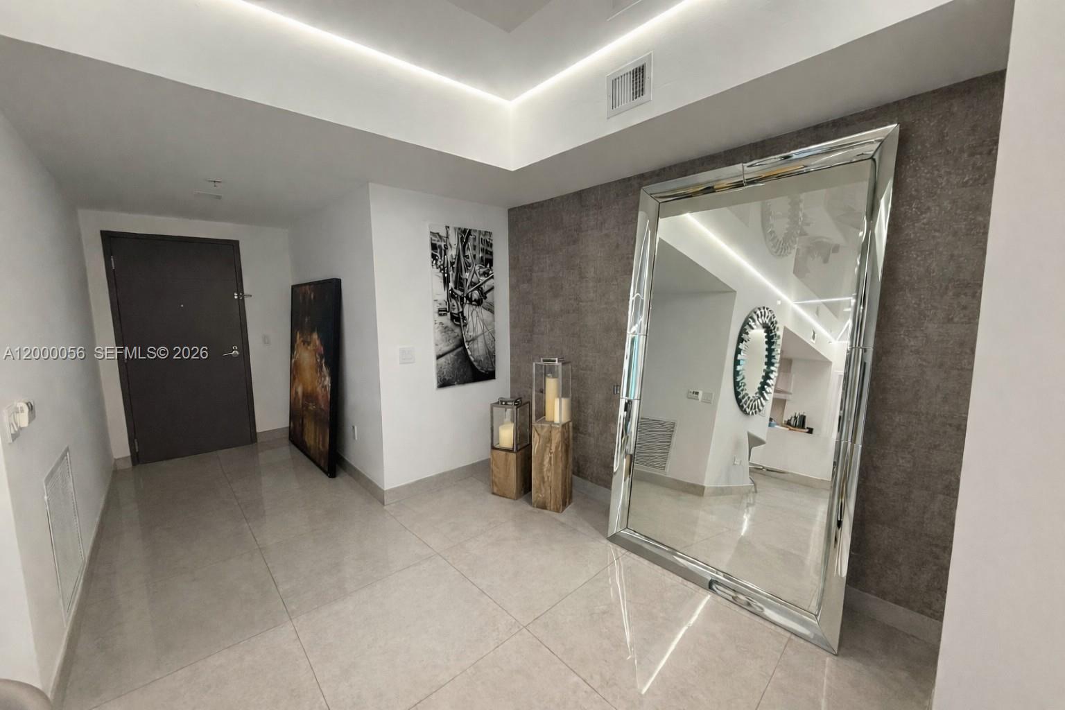 17301 Biscayne Blvd # 308, North Miami Beach FL 33160 photo 3